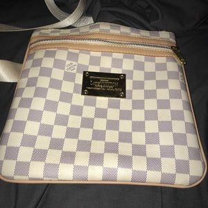 Louis Vuitton Crossbody Purse